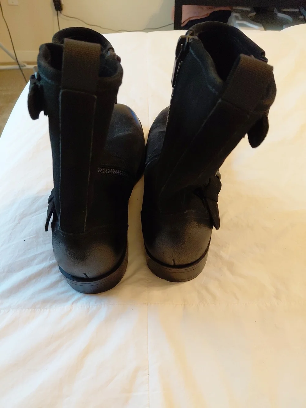 Kenneth Cole sleek black